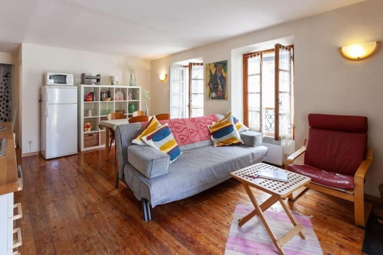 Sunny 1-Bed Apartment In Lovely Mountain Village La Brigue Exterior foto
